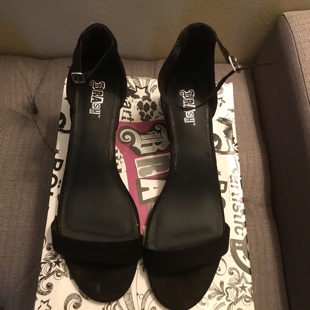Ankle Strap Low Block Heel Sandal